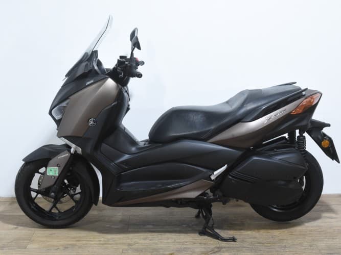 Comprar YAMAHA XMAX 300 2018 de segunda mano YAMAHA XMAX 300 2018 de segunda mano
