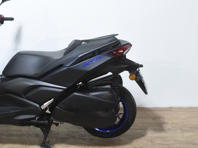 Comprar YAMAHA XMAX 300 2023 de segunda mano YAMAHA XMAX 300 2023 de segunda mano