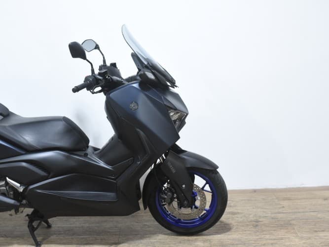 Comprar YAMAHA XMAX 300 2023 de segunda mano YAMAHA XMAX 300 2023 de segunda mano