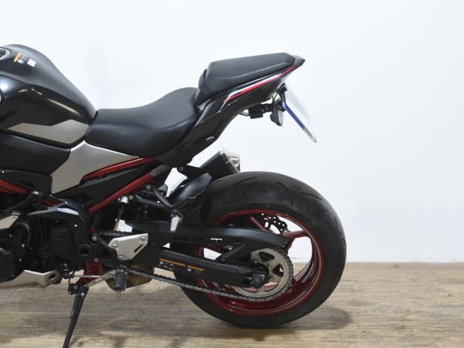 Comprar KAWASAKI Z 900 (E)(A2) 2023 de segunda mano KAWASAKI Z 900 (E)(A2) 2023 de segunda mano