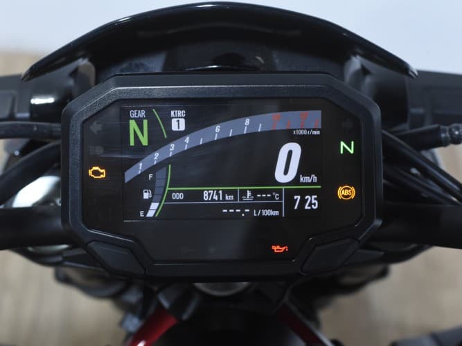 Comprar KAWASAKI Z 900 (E)(A2) 2023 de segunda mano KAWASAKI Z 900 (E)(A2) 2023 de segunda mano