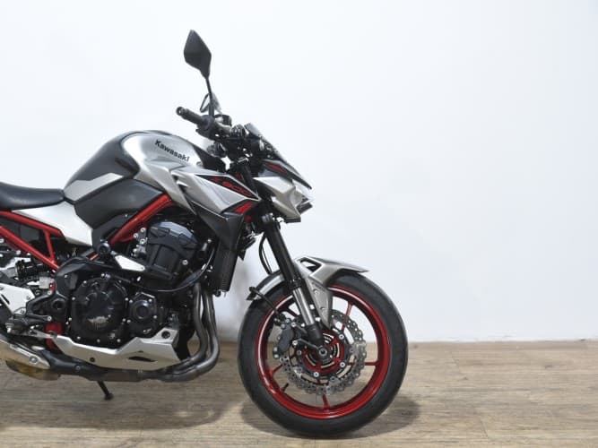 Comprar KAWASAKI Z 900 (E)(A2) 2023 de segunda mano KAWASAKI Z 900 (E)(A2) 2023 de segunda mano