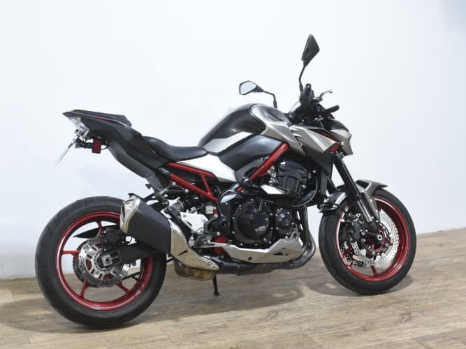 Comprar KAWASAKI Z 900 (E)(A2) 2023 de segunda mano KAWASAKI Z 900 (E)(A2) 2023 de segunda mano
