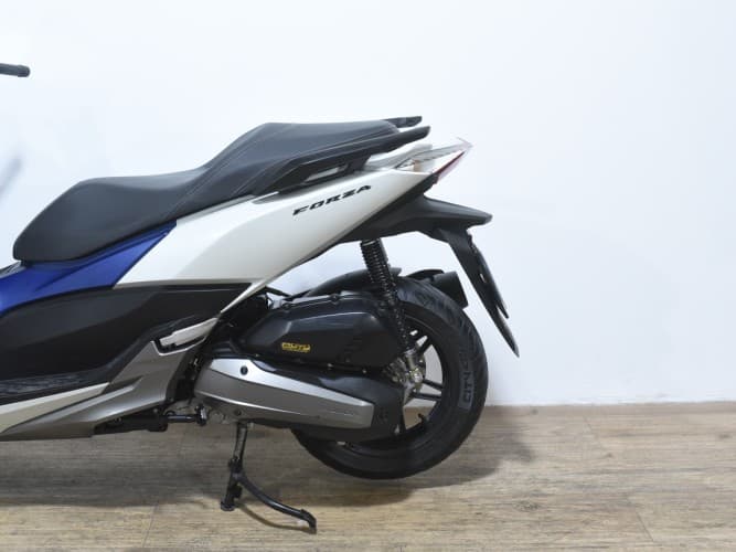 Comprar HONDA FORZA 125 2019 de segunda mano HONDA FORZA 125 2019 de segunda mano