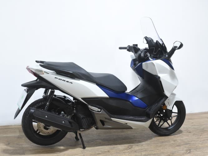 Comprar HONDA FORZA 125 2019 de segunda mano HONDA FORZA 125 2019 de segunda mano