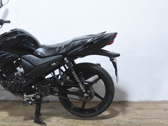 YAMAHA YS125 2019 de segunda mano