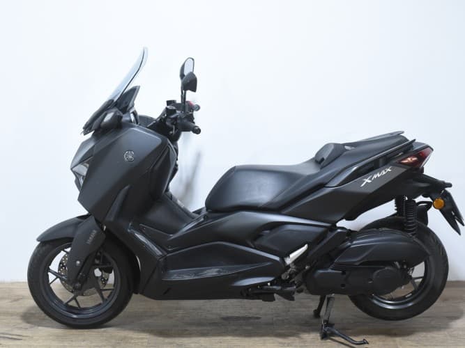 YAMAHA XMAX 125 2024 de segunda mano