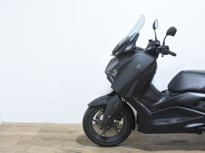 YAMAHA XMAX 125 2024 de segunda mano