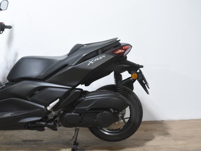 YAMAHA XMAX 125 2024 de segunda mano