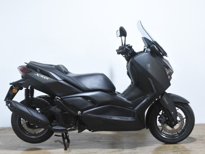 YAMAHA XMAX 125 2024 de segunda mano