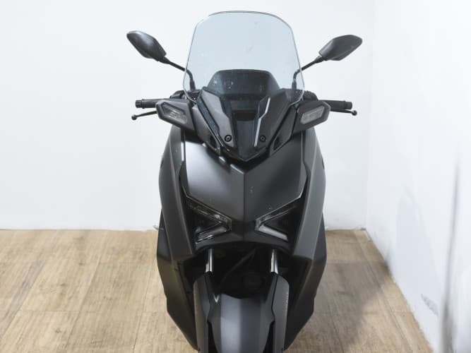 YAMAHA XMAX 125 2024 de segunda mano