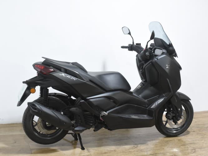 YAMAHA XMAX 125 2024 de segunda mano