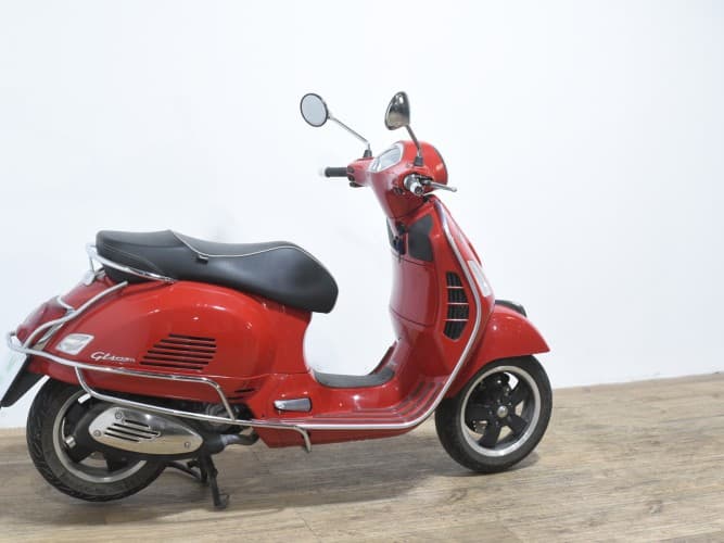 Comprar PIAGGIO VESPA GTS 125 ( SUPER ) 2017 de segunda mano PIAGGIO VESPA GTS 125 ( SUPER ) 2017 de segunda mano