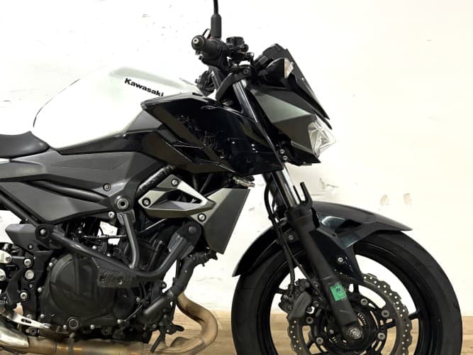 KAWASAKI Z 400 2024 de segunda mano