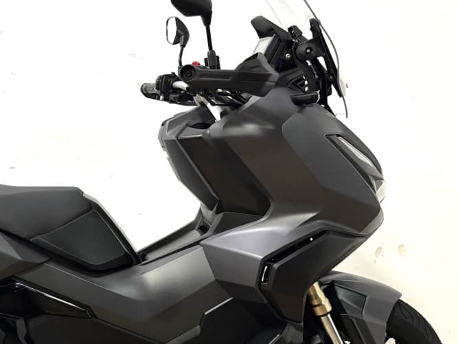Comprar HONDA ADV 350 2023 de segunda mano HONDA ADV 350 2023 de segunda mano