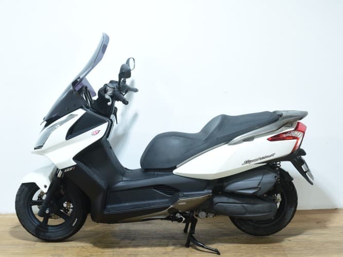 Comprar KYMCO SUPER DINK 125 2012 de segunda mano KYMCO SUPER DINK 125 2012 de segunda mano