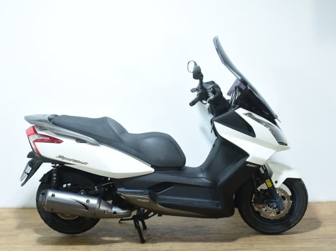 Comprar KYMCO SUPER DINK 125 2012 de segunda mano KYMCO SUPER DINK 125 2012 de segunda mano