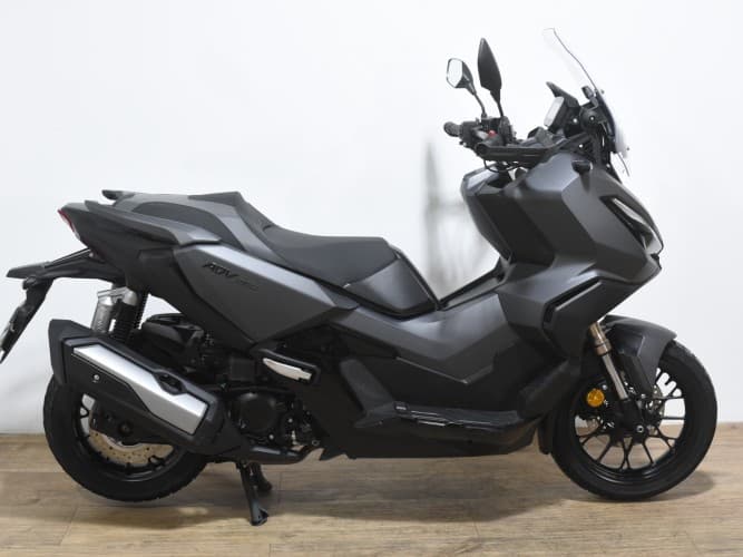 Comprar HONDA ADV 350 ( HONDA PLUS 2028 ) 2022 de segunda mano HONDA ADV 350 ( HONDA PLUS 2028 ) 2022 de segunda mano