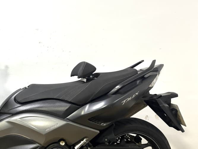 YAMAHA TMAX 530 (IRON MAX) 2015 de segunda mano