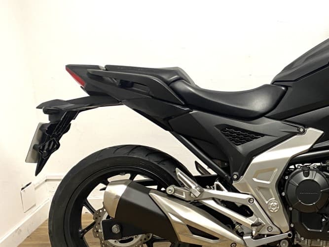 Comprar HONDA NC 750 X (A)(IVA DEDUCIBLE) 2024 de segunda mano HONDA NC 750 X (A)(IVA DEDUCIBLE) 2024 de segunda mano