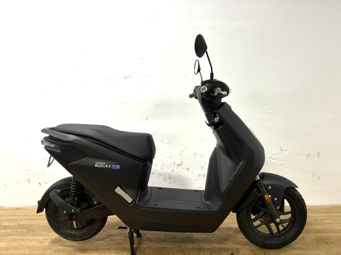 HONDA EM1 E NUEVA 0KM (IVA DEDUCIBLE) 2024 de segunda mano