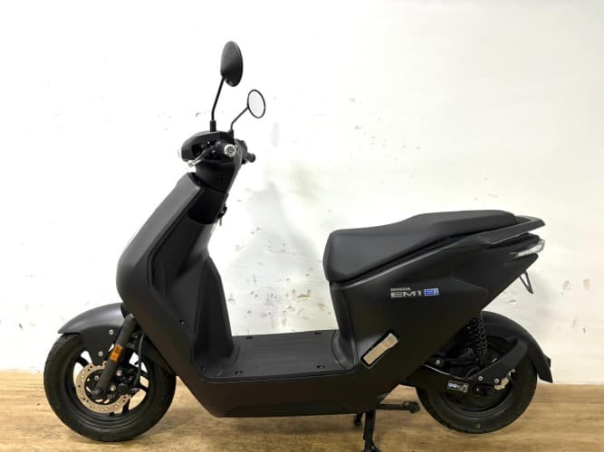 HONDA EM1 E NUEVA 0KM (IVA DEDUCIBLE) 2024 de segunda mano