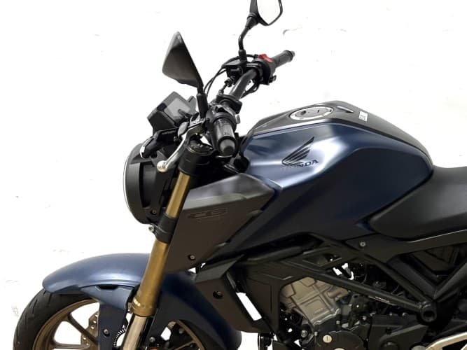 HONDA CB 125 R 2023 de segunda mano
