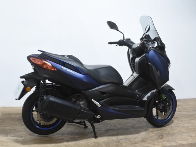 YAMAHA XMAX 300 2018 de segunda mano