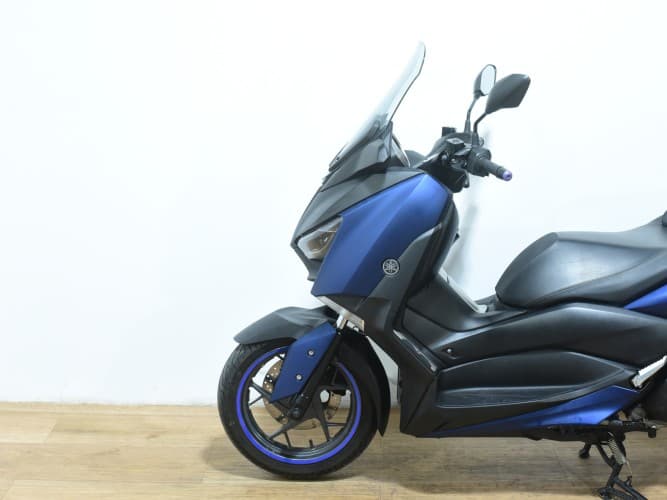 Comprar YAMAHA XMAX 300 2018 de segunda mano YAMAHA XMAX 300 2018 de segunda mano