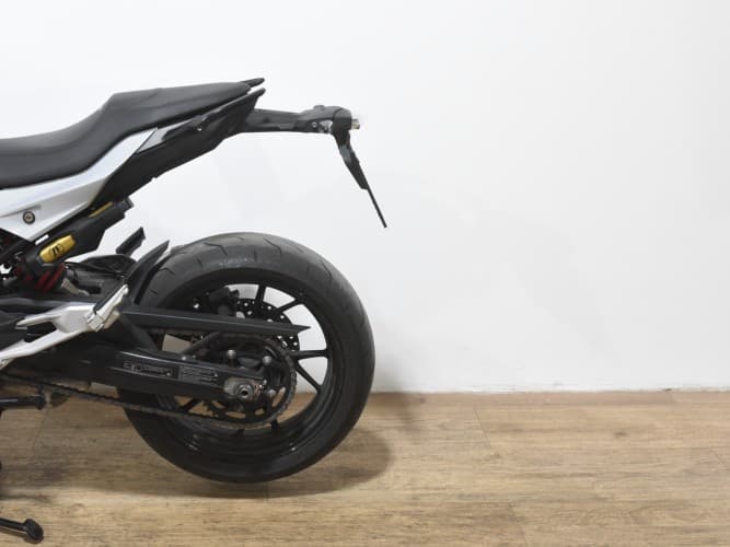 BMW F 900 R (A)(4 PACKS) 2021 de segunda mano