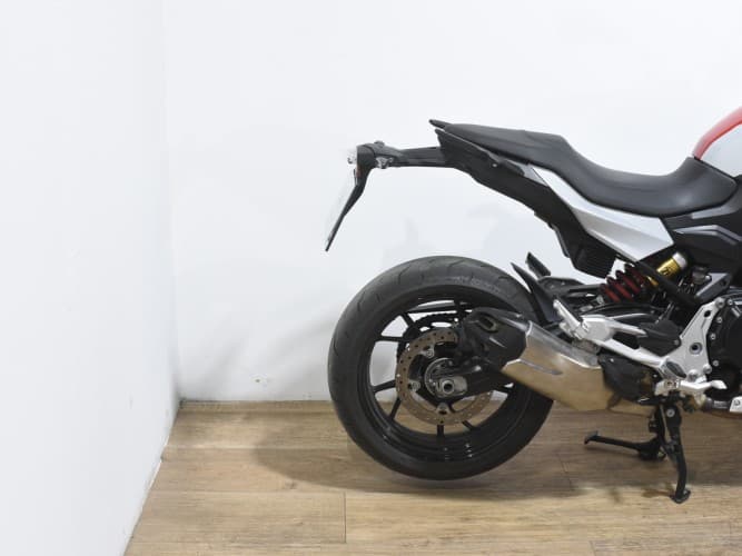BMW F 900 R (A)(4 PACKS) 2021 de segunda mano