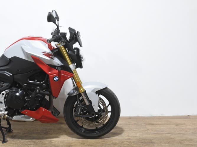 BMW F 900 R (A)(4 PACKS) 2021 de segunda mano