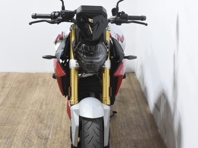 BMW F 900 R (A)(4 PACKS) 2021 de segunda mano
