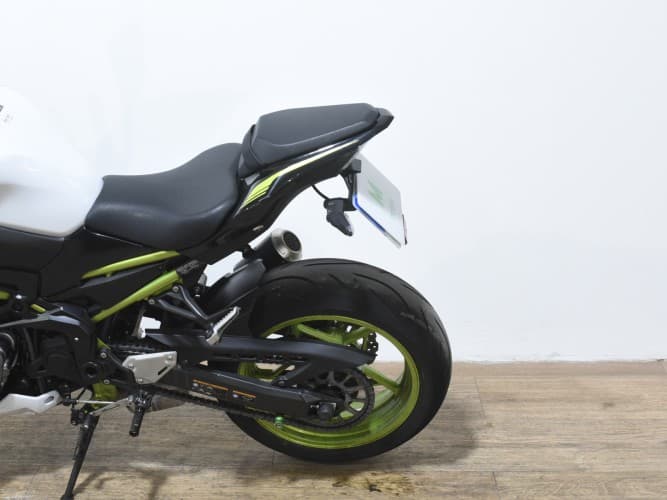 Comprar KAWASAKI Z 900 (FULL) ( A )(IVA DEDUCIBLE) 2021 de segunda mano KAWASAKI Z 900 (FULL) ( A )(IVA DEDUCIBLE) 2021 de segunda mano