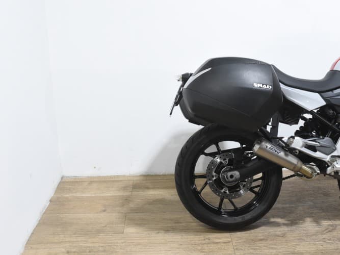 Comprar BMW F 900 R (2 MALETAS) 2020 de segunda mano BMW F 900 R (2 MALETAS) 2020 de segunda mano