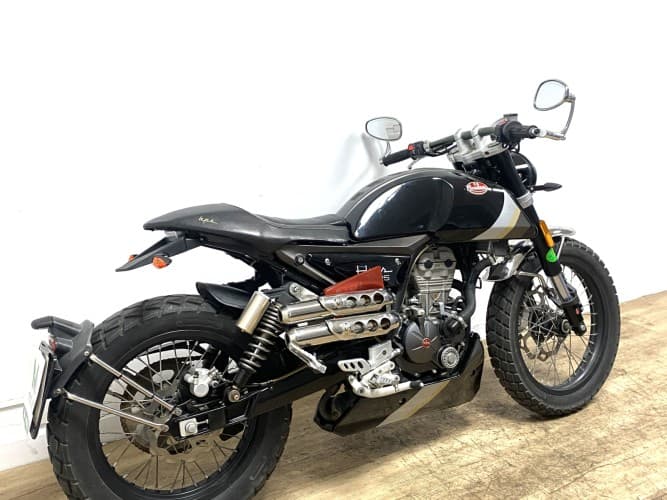 Comprar FB MONDIAL HPS 125 2019 de segunda mano FB MONDIAL HPS 125 2019 de segunda mano