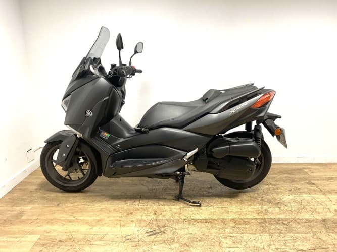 YAMAHA XMAX 125 2019 de segunda mano