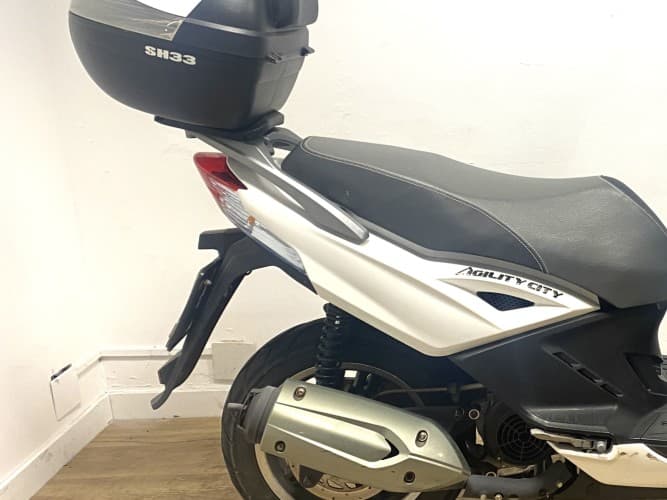 KYMCO AGILITY CITY 125 (TOP CASE) 2023 de segunda mano