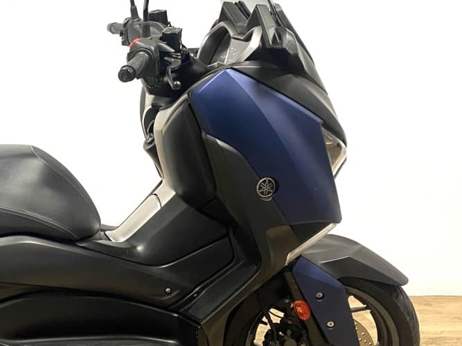 YAMAHA XMAX 125 2018 de segunda mano