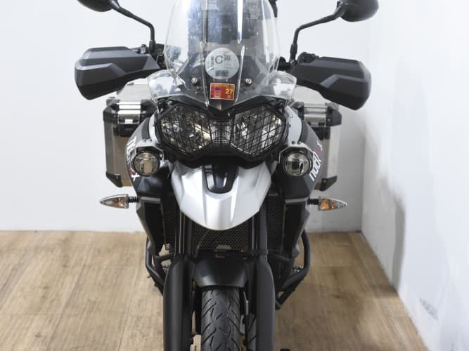 TRIUMPH TIGER 800 XCX (TRES MALETAS) 2017 de segunda mano
