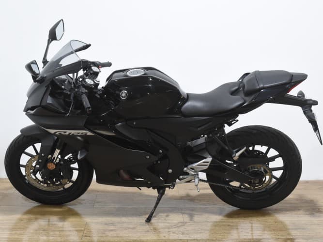 YAMAHA YZF 125 2024 de segunda mano