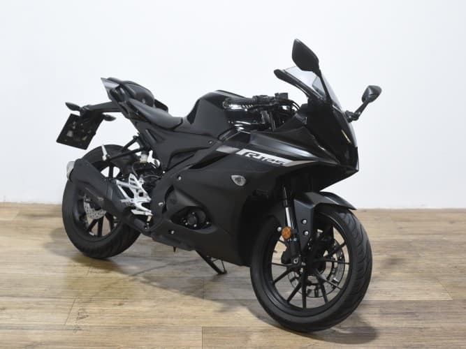 YAMAHA YZF 125 2024 de segunda mano