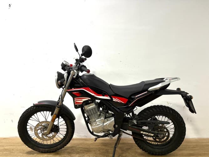 Comprar RIEJU TANGO 125 2023 de segunda mano RIEJU TANGO 125 2023 de segunda mano
