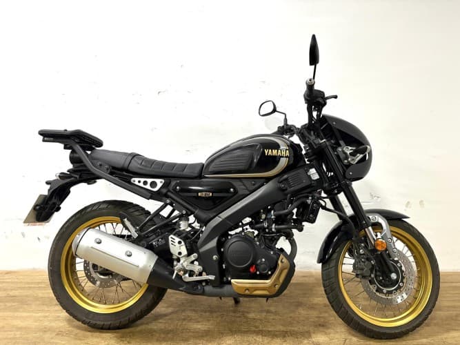 YAMAHA XSR 125 LEGACY 2025 de segunda mano