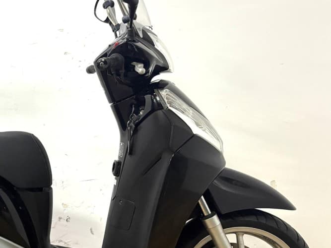 HONDA SH 300I (TOP CASE) 2012 de segunda mano