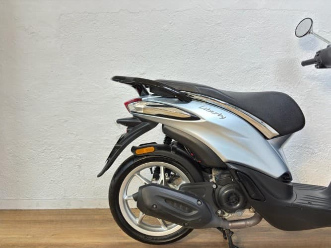 Comprar PIAGGIO LIBERTY 50 2024 de segunda mano PIAGGIO LIBERTY 50 2024 de segunda mano