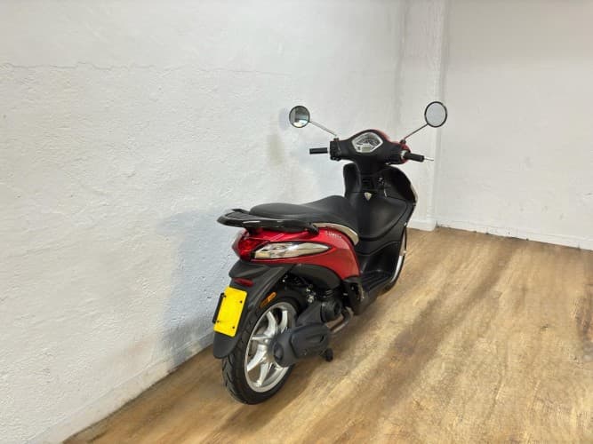 Comprar PIAGGIO LIBERTY 50 2024 de segunda mano PIAGGIO LIBERTY 50 2024 de segunda mano