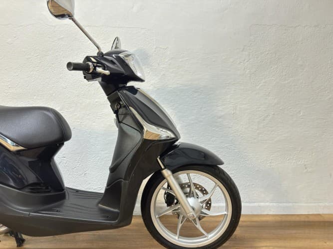 Comprar PIAGGIO LIBERTY 50 2024 de segunda mano PIAGGIO LIBERTY 50 2024 de segunda mano