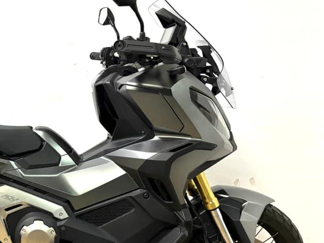 Comprar HONDA X-ADV 750 (TOP CASE) 2023 de segunda mano HONDA X-ADV 750 (TOP CASE) 2023 de segunda mano