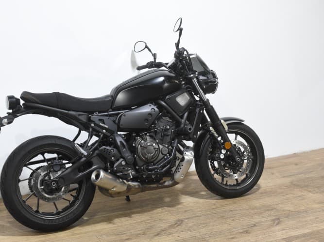 Comprar YAMAHA XSR 700 2021 de segunda mano YAMAHA XSR 700 2021 de segunda mano